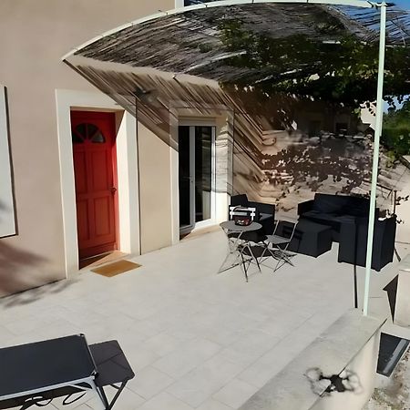 Mas De La Crozette Villa Monteux Bagian luar foto