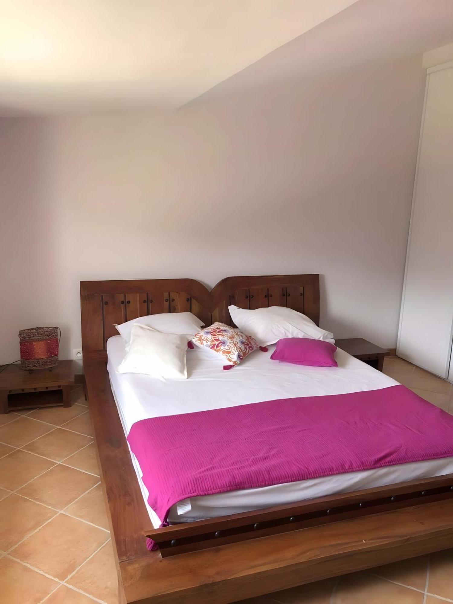 Mas De La Crozette Villa Monteux Bagian luar foto